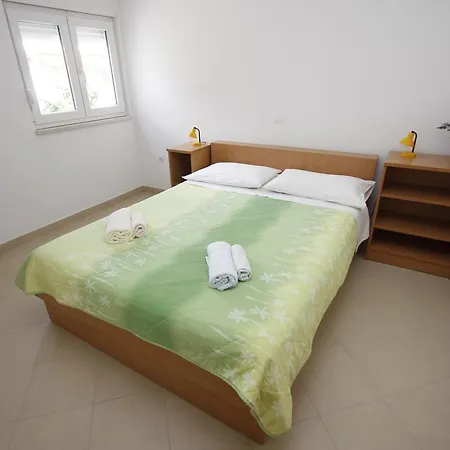 Neva Apartament