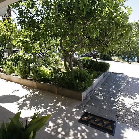 Neva Szálloda Makarska